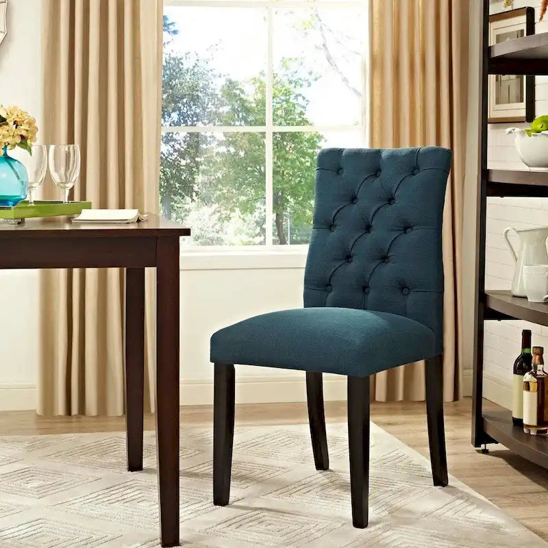 Chaise de salle à manger en tissu capitonné